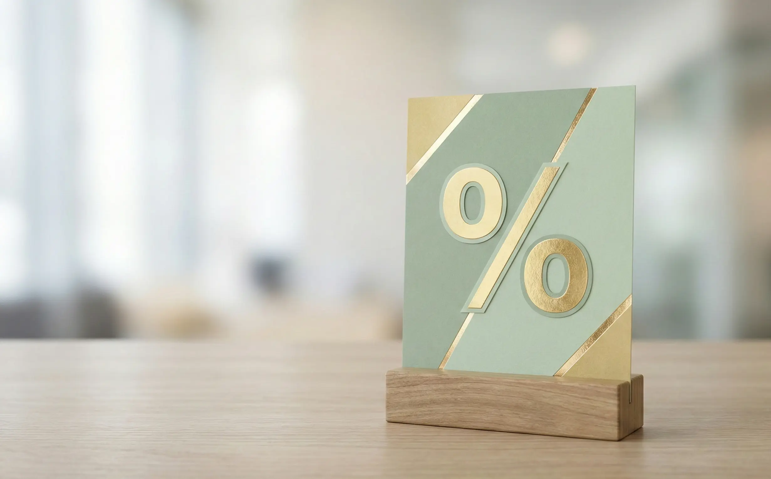 Willkommensschild mit Prozentzeichen für Bonusangebot